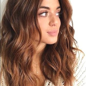 Meet your Posher, Chloe